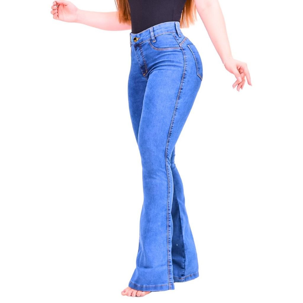 Calça Jeans Feminina Flare Cos Alto Levanta Bumbum Com Lycra Boca De Sino Jeans Claro
